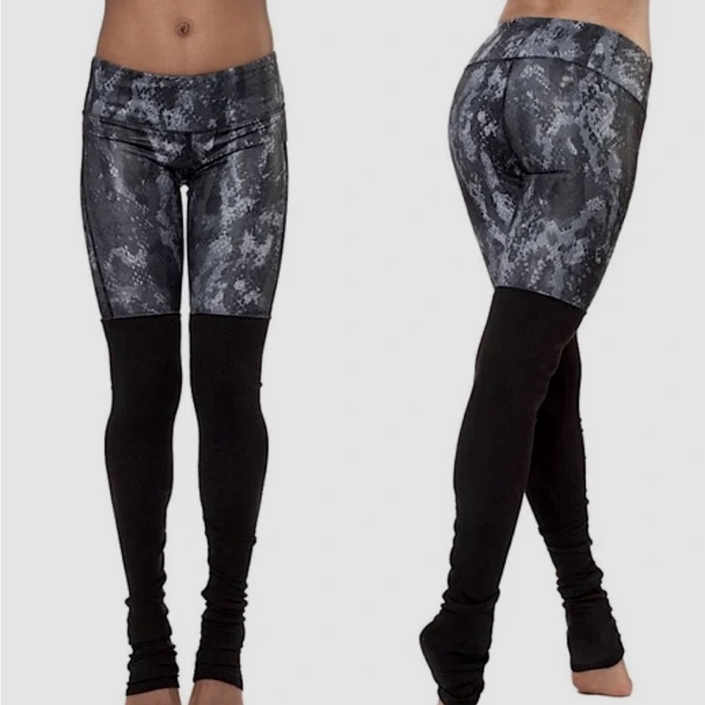 🖤🐍 ALO, Brand New With Tags, Goddess Leggings, Shiny Python, Size S